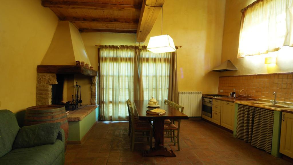 Agriturismo Podere La Marronaia San Gimignano Pokoj fotografie
